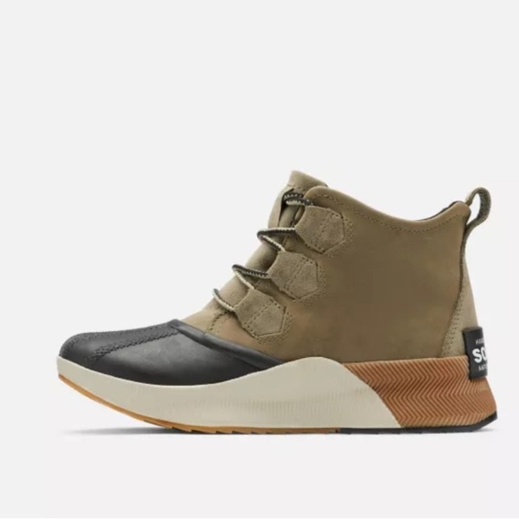 Sorel Women’s Out N About III Classic Waterproof Ankle Booties. Size 7. - Picture 3 of 16